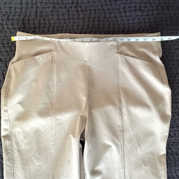 Old Navy Pixie Wide Leg Beige Khaki Pull On Stretch Twill Pants Size XL EUC - Picture 3 of 8